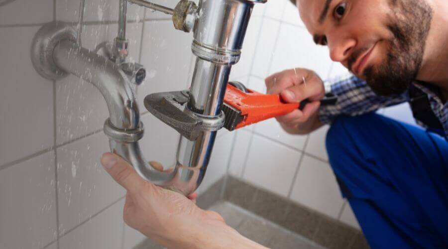Professional same day plumber services in Dunreith, IN